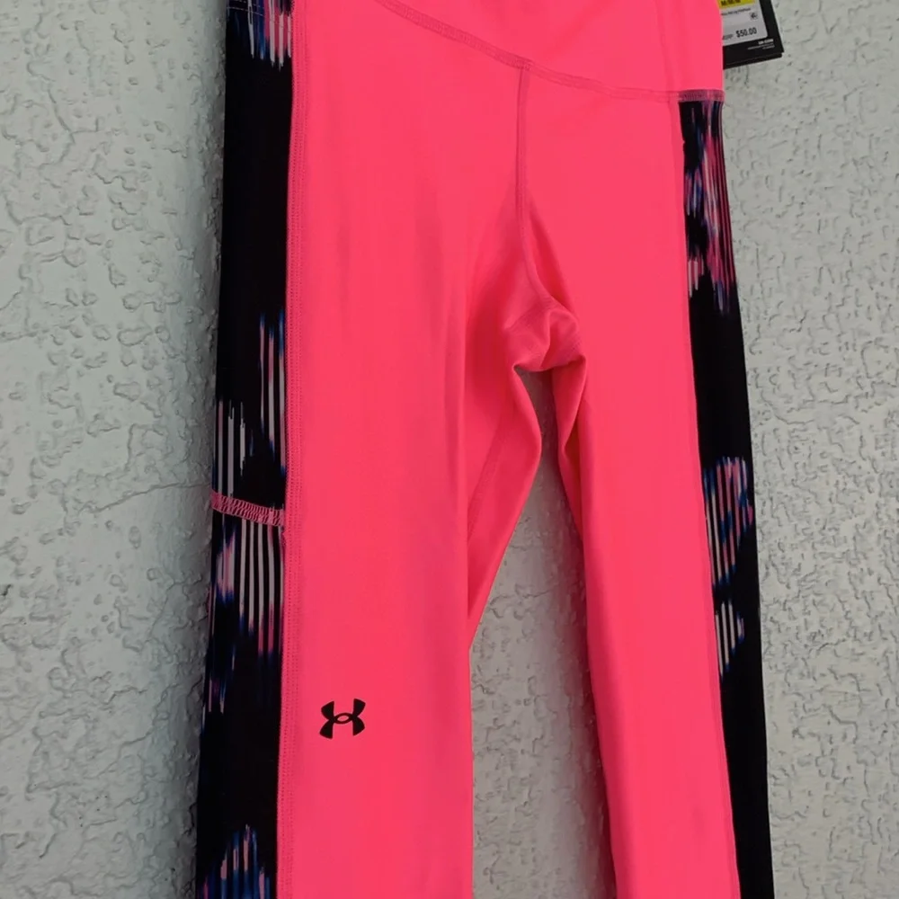 Under Armour compression high rise ankle leggings with pocket size M